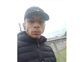 Roomgo BR - João - 23 - Curitiba