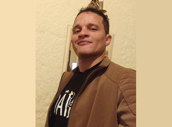 Roomgo BR - Flávio Carlos - 43 - Santa Cecilia