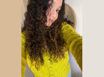 Roomgo BR - Flavia Dávila  - 19 - Curitiba