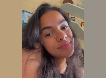 Roomgo BR - Laryssa  - 20 - Carapicuíba