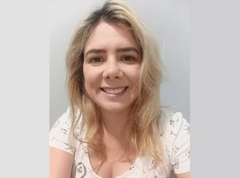 Roomgo BR - Ana Carina - 44 - Curitiba