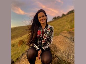 Roomgo BR - Clara - 30 - Belo Horizonte