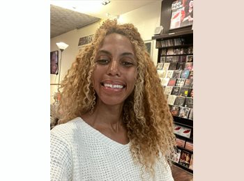 Roomgo BR - Priscila  - 32 - Ipanema