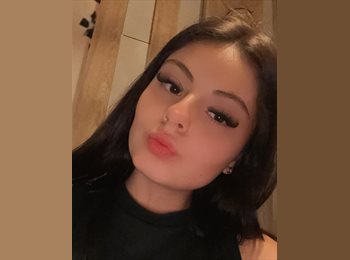 Roomgo BR - Bianca  - 18 - Curitiba