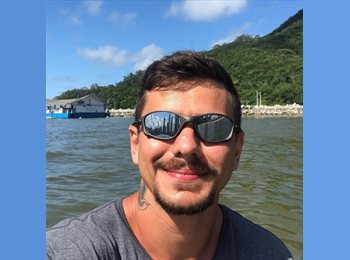 Roomgo BR - Anderson - 26 - Itajaí