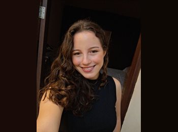 Roomgo BR - Lara Cristina da Cruz Carvalho  - 18 - Sete Lagoas