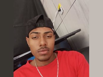 Roomgo BR - Ismael - 19 - Curitiba