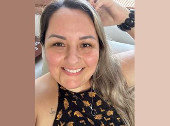 Roomgo BR - Stephanie - 34 - Porto Alegre