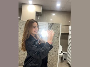 Roomgo BR - Julia  - 20 - Curitiba