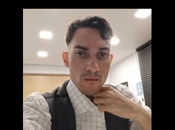 Roomgo BR - Joao Pedro - 25 - Ilha do Governador