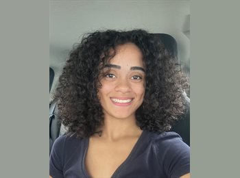 Roomgo BR - Laura - 20 - Recife