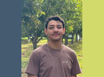 Roomgo BR - João Vitor  - 19 - Porto Alegre