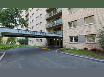 Roomgo CA - seeking roommate prime location Osborne Village, Winnipeg - $675 pcm