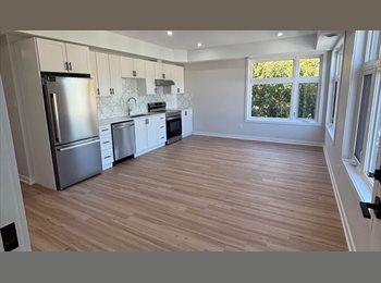 Roomgo CA - Need 3rd roommate for our apartment, Ottawa - $1,000 pcm