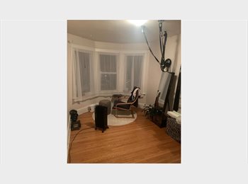 Roomgo CA - whole top floor of house, with bathroom, Toronto - $2,200 pcm