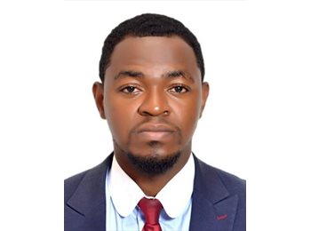 Roomgo CA - Francis Akom  - 33 - Canada