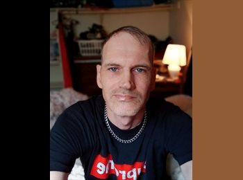 Roomgo CA - Philip Darlington  - 50 - Canada