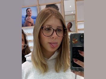 Roomgo CA - Jessie - 18 - Canada