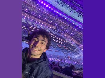 Roomgo CA - Grossi - 26 - Vancouver