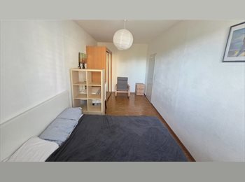Roomgo CH - Belle chambre calme à louer, Genève - 1 000 CHF / Mois