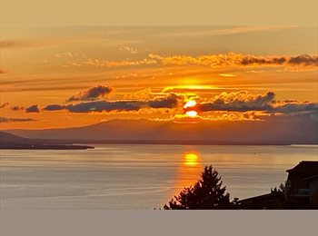 Roomgo CH - Chambre avec sdb privée dans une superbe villa avec vue panoramique, Lausanne - 1 150 CHF / Mois