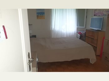 Roomgo CH - Chambre meublée, Lausanne - 800 CHF / Mois