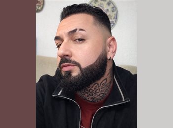 Roomgo CH - Jonathan - 35 - Genève