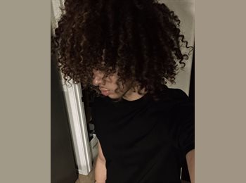 Roomgo CH - Yanis  - 21 - Zürich