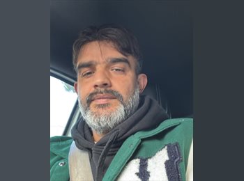 Roomgo CH - Mounir - 46 - Fribourg