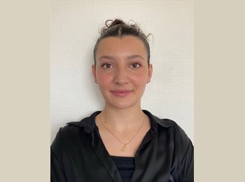 Roomgo CH - Camille - 21 - Genève