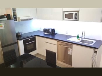 CompartoDepto CL - Habitación Cerca del metro U. Católica con calefacción, Santiago Centro - CH$260.000 por mes