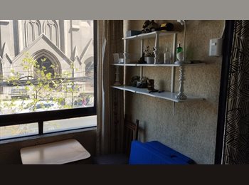 CompartoDepto CL - Habitación con terraza amplia depto equipados wifi tv cocina etc pasos metro montt, Providencia - CH$350.000 por mes