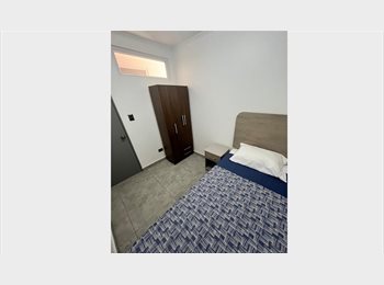 CompartoDepto CL - Pieza, Frente a Metro Santa Julia ( La florida), La Florida - CH$200.000 por mes