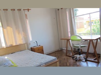 CompartoDepto CL - Arriendo dormitorio en piso compartido, Providencia - CH$310.000 por mes
