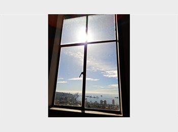 CompartoDepto CL - Habitación individual con hermosa vista a la bahía de Valparaiso, Valparaíso - CH$250.000 por mes