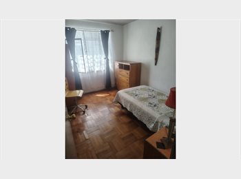 CompartoDepto CL - Habitación amplia y amueblada en Barrio Brasil, Santiago - CH$250.000 por mes