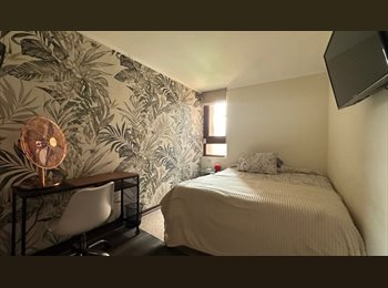 CompartoDepto CL - Habitación cerca a metro Manquehue, Vitacura - CH$480.000 por mes