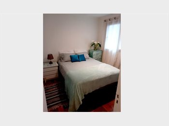 CompartoDepto CL - Habitacion en casa de familia, La Reina - CH$380.000 por mes