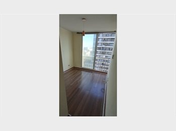 CompartoDepto CL - Habitación principal con baño exclusivo a pasos Metro Parque Almagro, Santiago Centro - CH$275.000 por mes