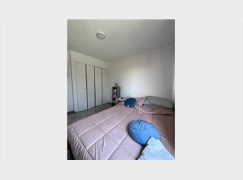 CompartoDepto CL - Pieza a pasos del metro los dominicos., Vitacura - CH$400.000 por mes