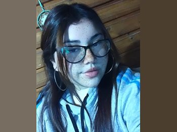 CompartoDepto CL - Madeleine González - 21 - Santiago