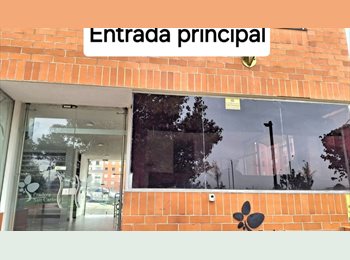 CompartoApto CO - HABITACION AMOBLADA AUTOPISTA NORTE CENTRO COMERCIAL SANTAFE AMOBLADA, Bogotá - COP$ 785.000 por mes