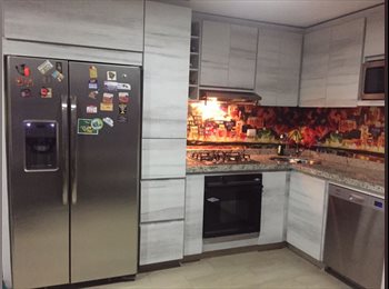 CompartoApto CO - Habitación amplia en Chapinero, Bogotá - COP$ 950.000 por mes