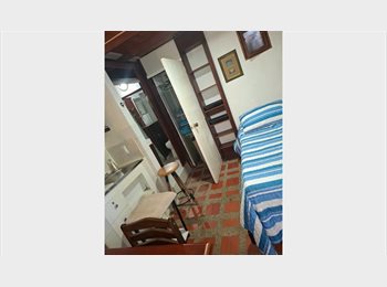CompartoApto CO - ApartaEstudioHabitacion con cocineta y baño privado  en Barrio Aguacatala,POBLADO, Envigado - COP$ 1.000.000 por mes