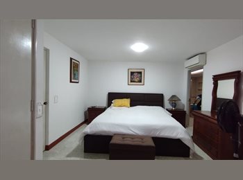 CompartoApto CO - HABITACIÓN CON BAÑO PRIVADO EN LAURELES,ESTADIO... Suramericana., Medellín - COP$ 1.345.000 por mes