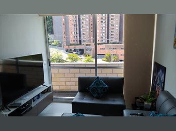 CompartoApto CO - se arrenda habitación en envigado , Envigado - COP$ 720.000 por mes