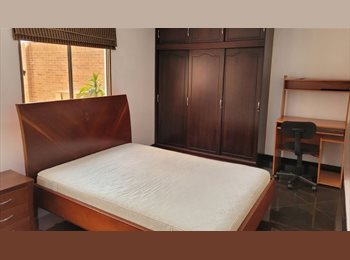 CompartoApto CO - Habitación amoblada en apto tranquilo a 3 min de la Calle 100 con 15, Bogotá - COP$ 1.620.000 por mes