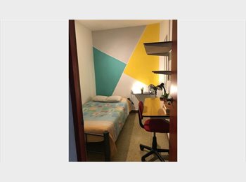 CompartoApto CO - Oportunidad unica solo por este mes.Hermosa habitacion para dama $ 600.000 en el mejor sitio de Laur, Medellín - COP$ 600.000 por mes