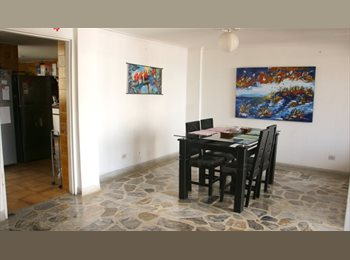 CompartoApto CO - Casa de Azu, Medellín - COP$ 1.000.000 por mes