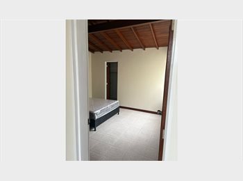 CompartoApto CO - Habitacion principal con baño privado disponible en Belen Fatima, Medellín - COP$ 1.200.000 por mes